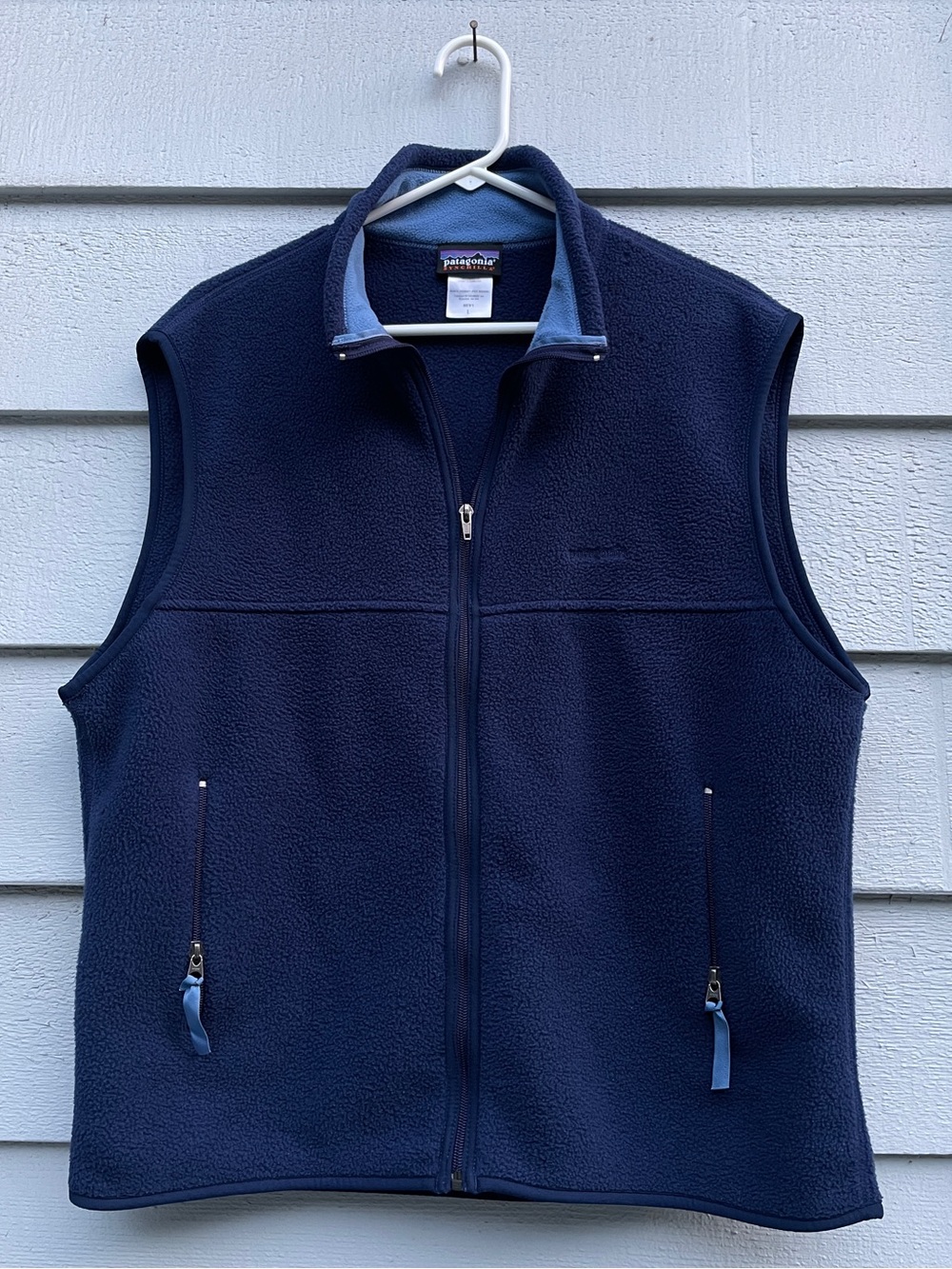 Patagonia Synchilla Fleece Vest, Men’s Size Large, Navy Blue